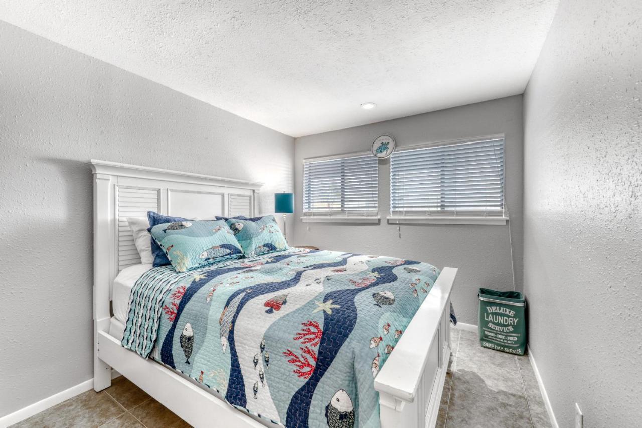 Compass Condos Padre Island Room photo